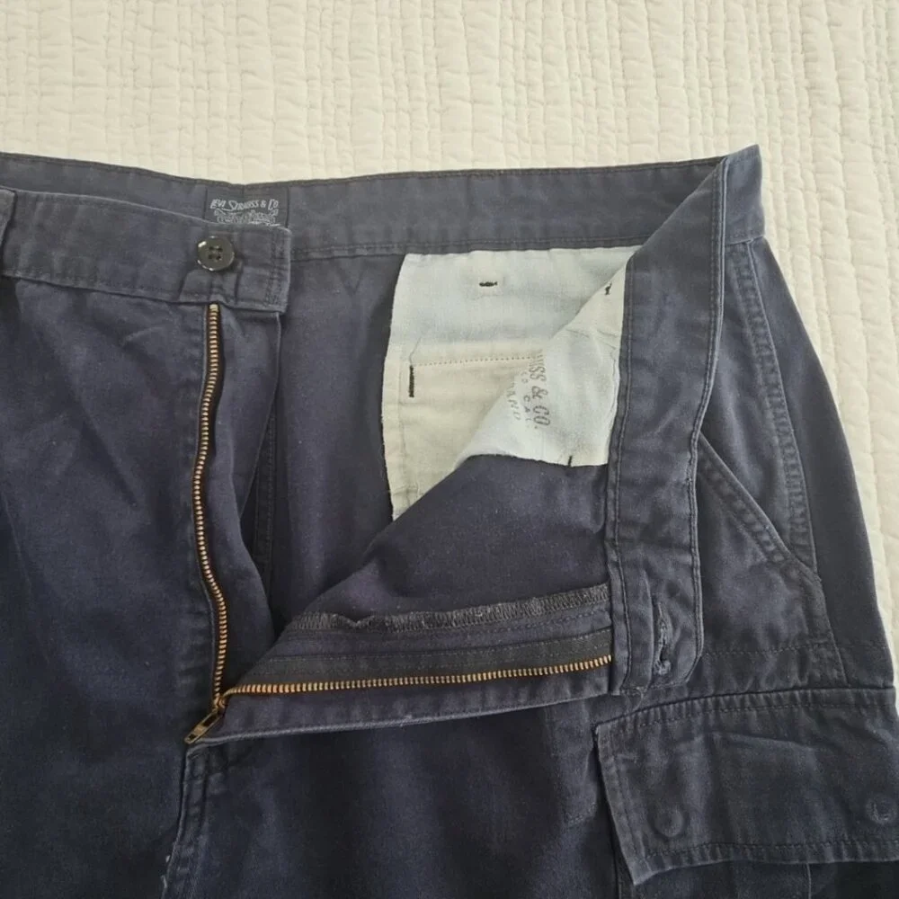 Levi's Carrier Cargo‎ Shorts Men's 40 Navy Blue 13